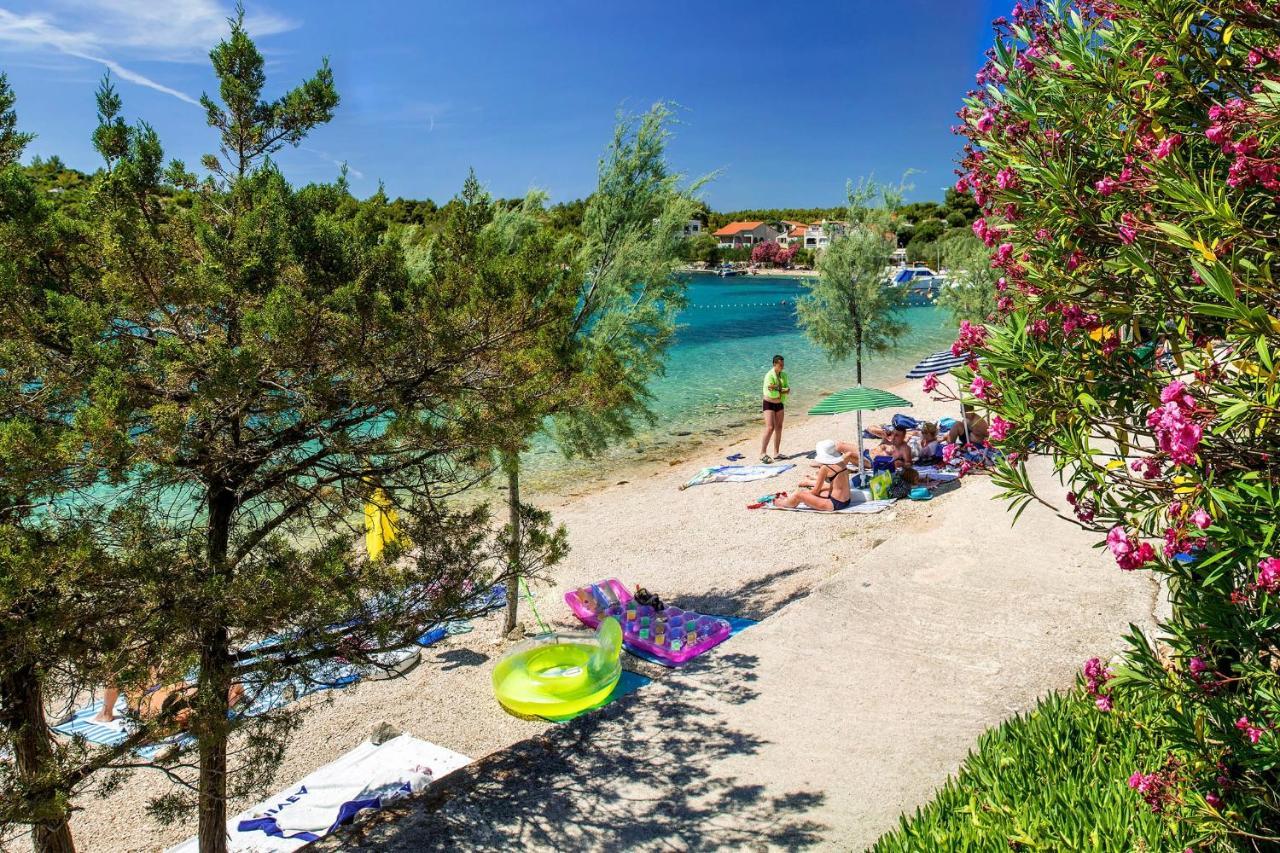 Apartments By The Sea Grebastica, Sibenik - 4881 Baselovici Ngoại thất bức ảnh