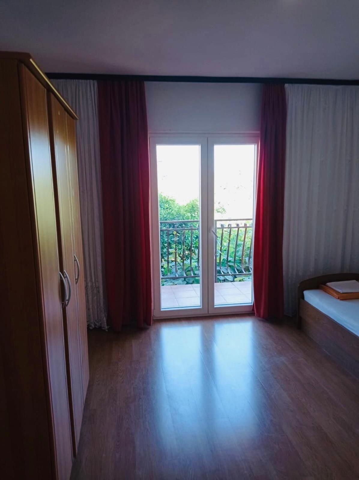 Apartments By The Sea Grebastica, Sibenik - 4881 Baselovici Phòng bức ảnh